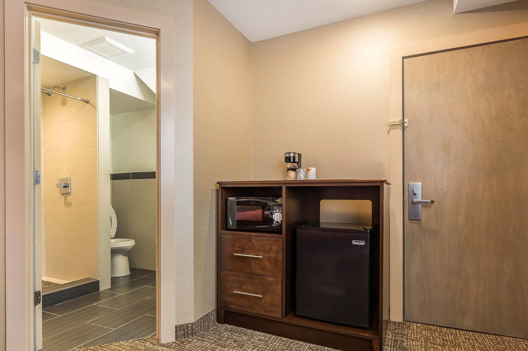 Rodeway Inn Chicago/Evanston Lincolnwood Zewnętrze zdjęcie